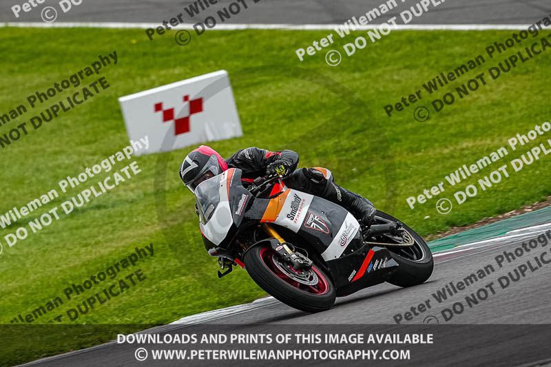 donington no limits trackday;donington park photographs;donington trackday photographs;estoril;event digital images;motorbikes;no limits;no limits trackdays;peter wileman photography;portugal;trackday;trackday digital images;trackday photos